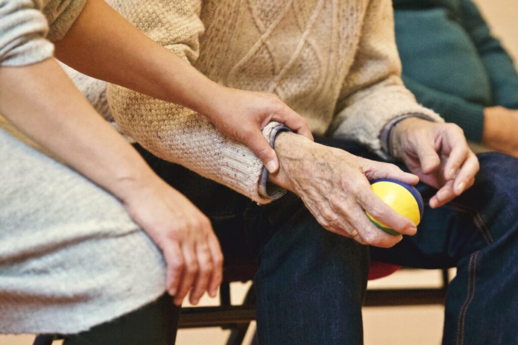 elderly individual waiting to get help after SSA offices reopen